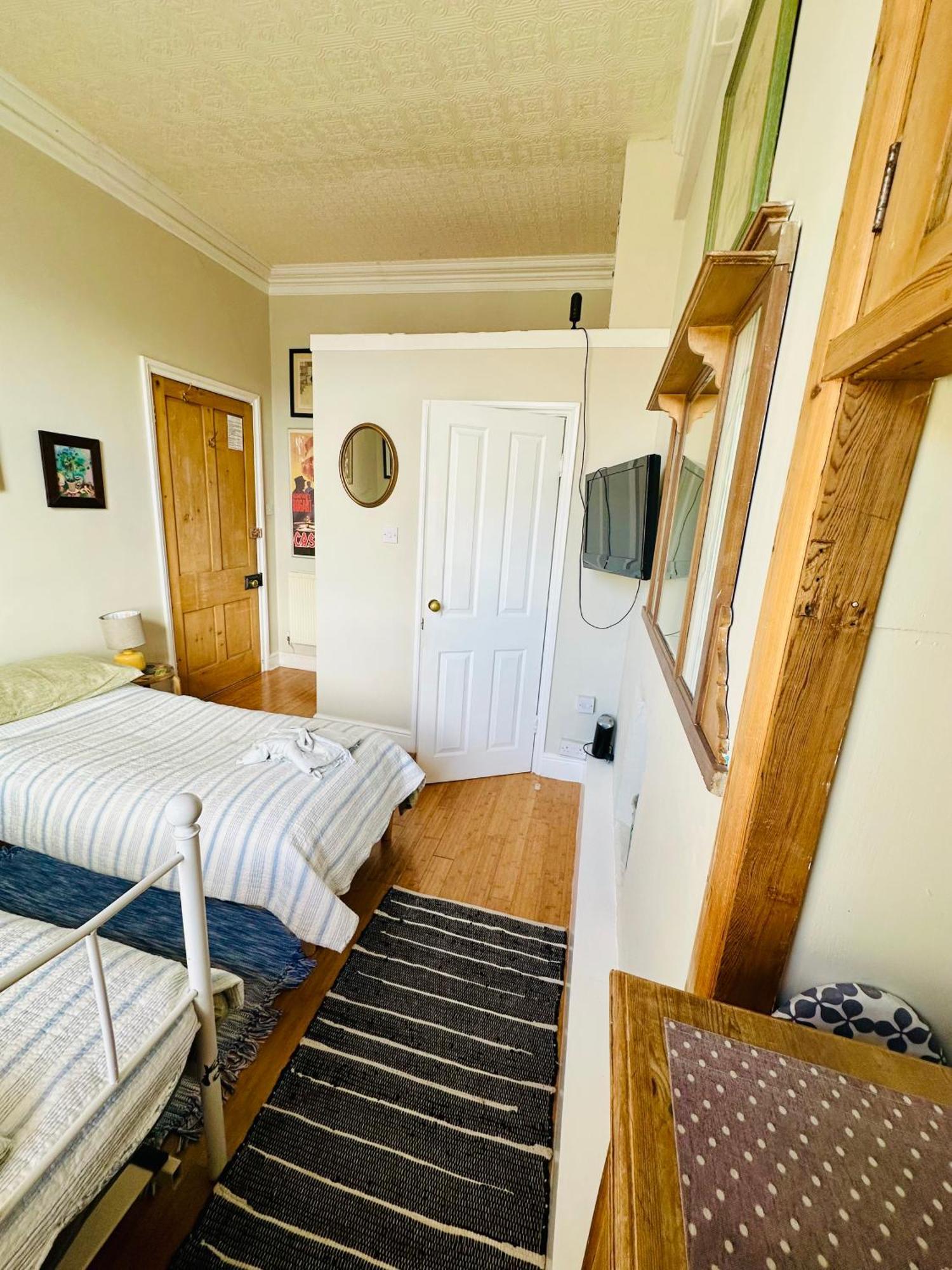Fitz House Bed & Breakfast Кесвик Екстериор снимка